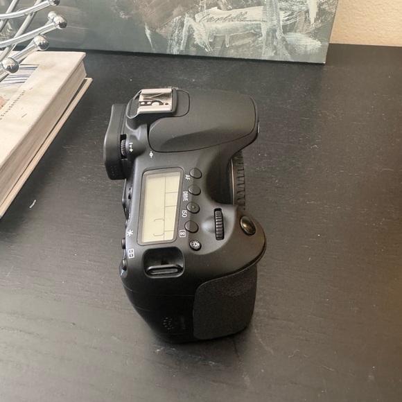 ❤️ EUC Canon 60d w/18-200mm lens - Picture 4 of 12